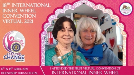 Selbst Selfies mit der Inner Wheel Weltpräsidentin Bina Vyas waren möglich. Hier im Bild mit Catherine Ineichen, RN der Schweiz.