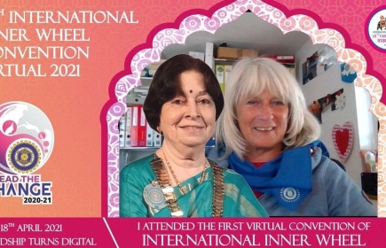 Catherine Ineichen, RN de la Suisse: selfie en compagnie de Bina Vyas, Présidente IIW.